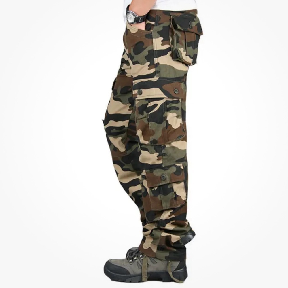 Men’s sz 34x34 cargo pants multiple pockets military army print